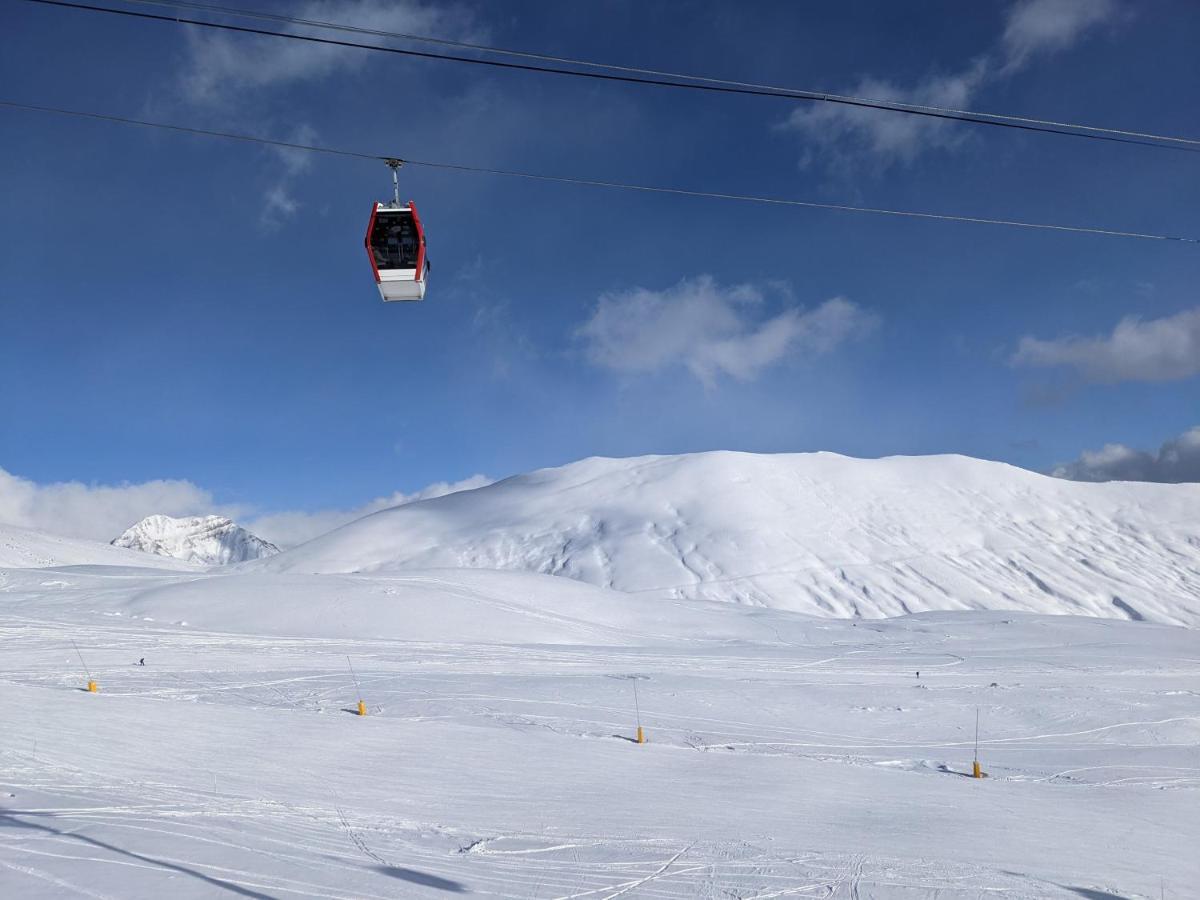Club 2100 Ski In Studio Gudauri Luaran gambar